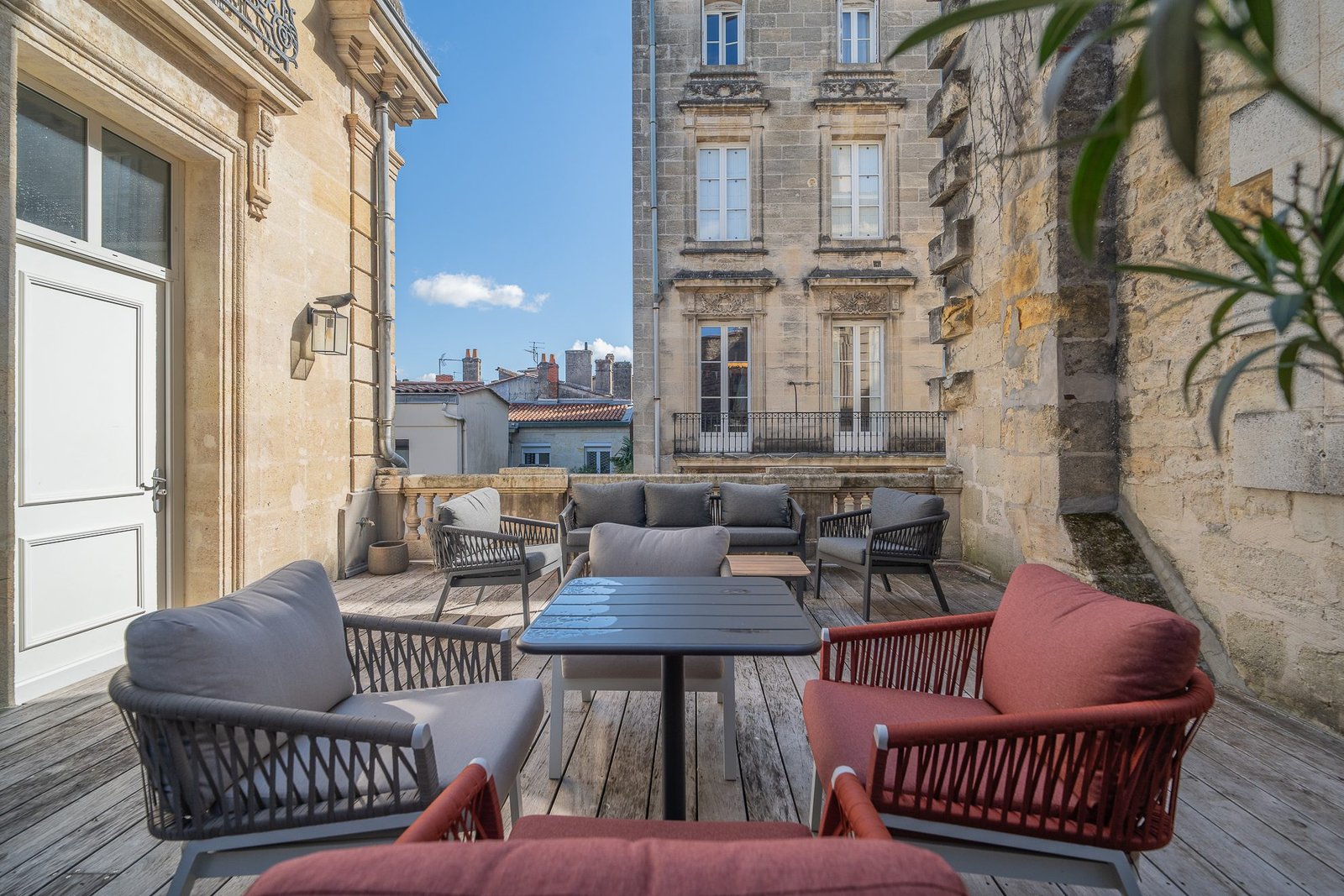 Héméra Jardin Public Bordeaux : coworking, bureaux, espaces événements réunion et formation